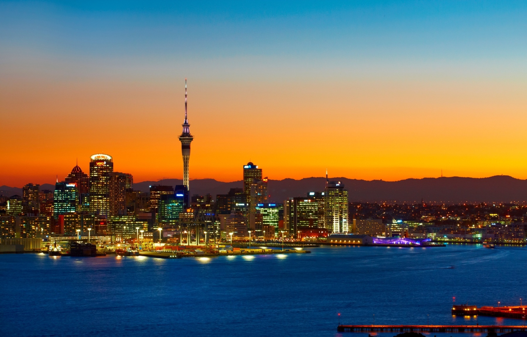 North Island bucket list Auckland skyline at sunset