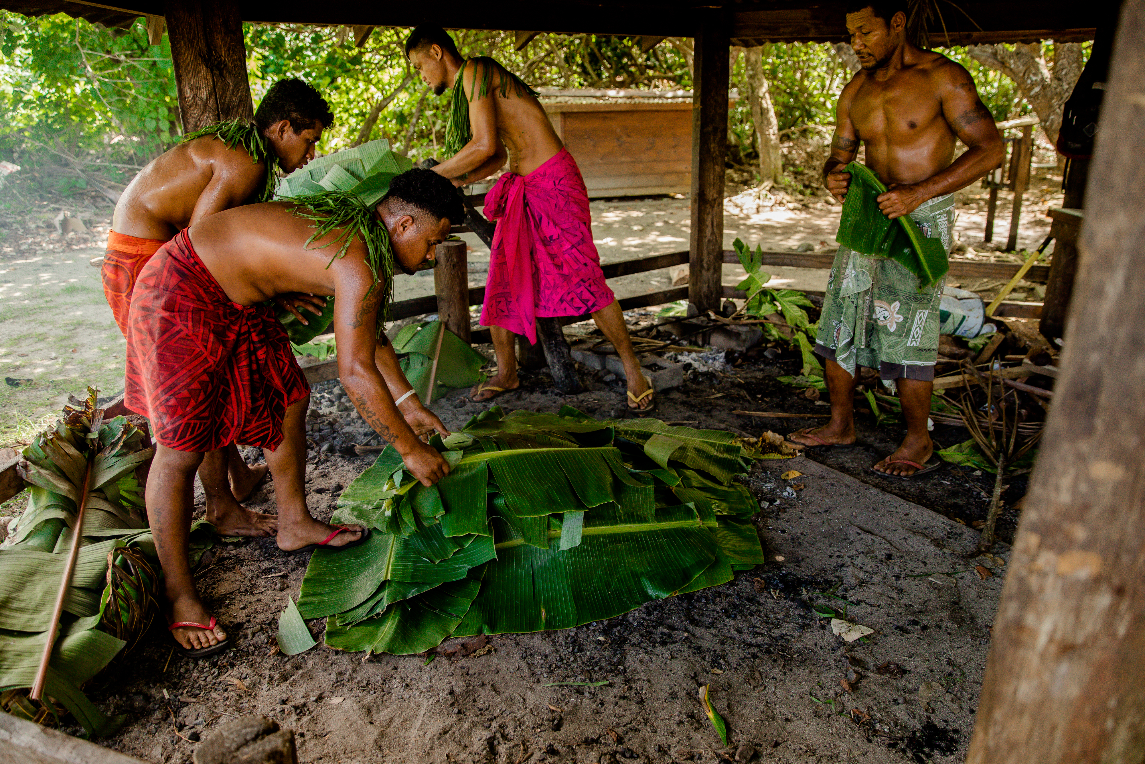 traditional Samoan dish being made in an Umu